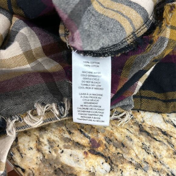 Beachlunchlounge Plaid Frayed Hem Long Sleeve Button Down Shirt Size M - Picture 6 of 9
